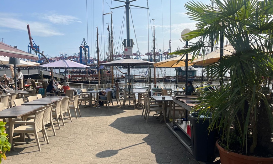 Image 2: Gemischte Fischplatte mit Beilagen für 2 oder 4 Personen