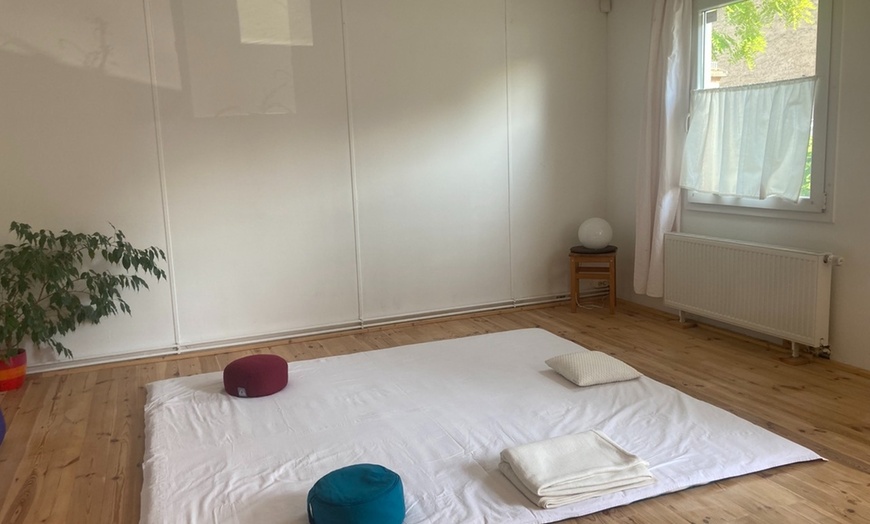 Image 5: 1 oder 2 Shiatsu-Massagen á 60 Min. inkl. Einweisung für 1 Person