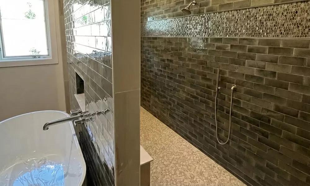 Expert Tile Backsplash Installation & Bathroom Remodel Savings