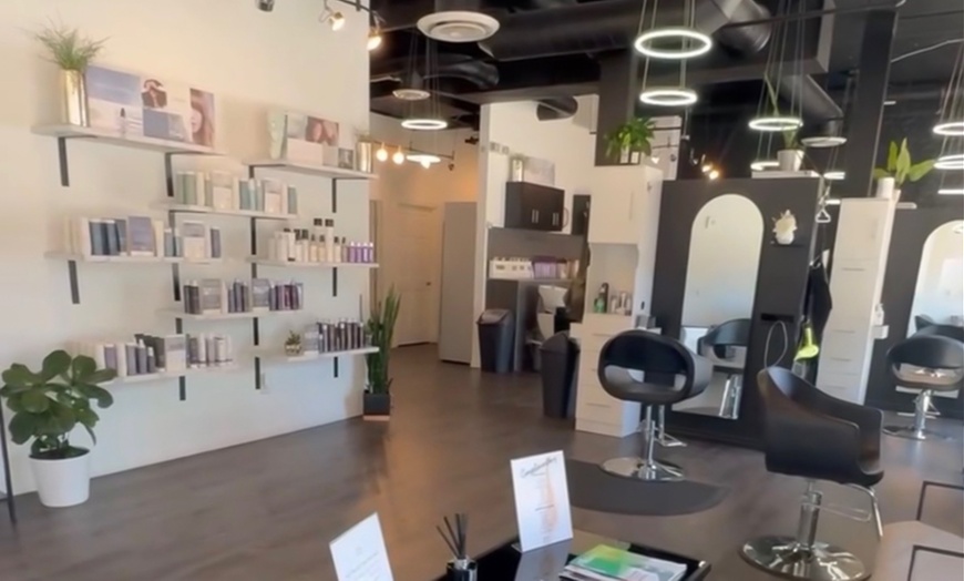 Image 2: Transform with 1 Session of Brazilian Straightening Treatment
