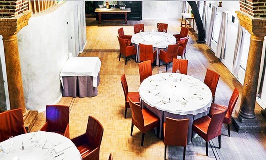 Image 6: Laissez-vous surprendre : menu en 3 services avec tapas & mignardises