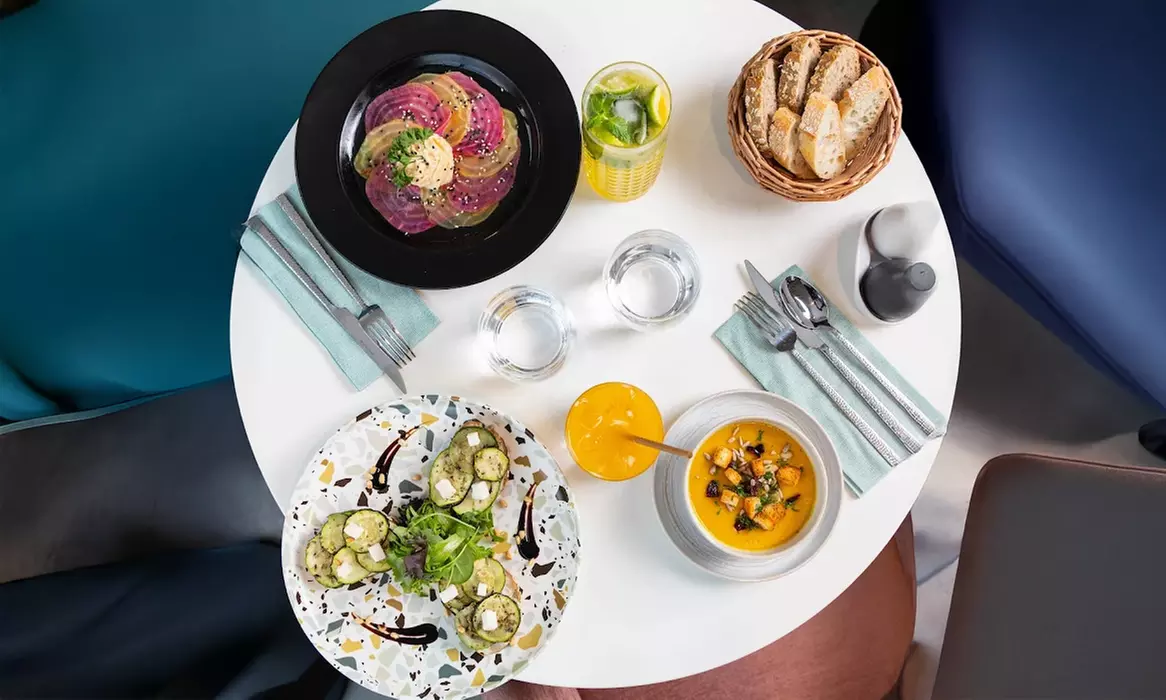 Entrées, plats et desserts au restaurant Maison Maulny