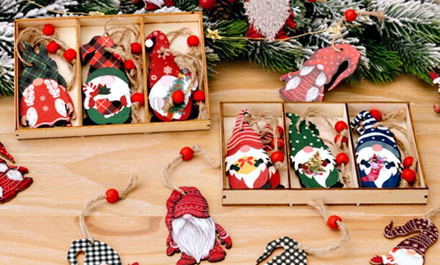 Image 8: Christmas Gift Cute Painted Wooden Ornament