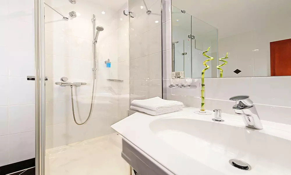 Werl: Standard-Doppelzimmer inkl. Frühstück, opt. mit Halbpension