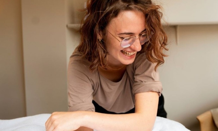 Image 2: Massage naar Keuze: Ontspanning, Deep Tissue of Ayurvedisch 35-90 min