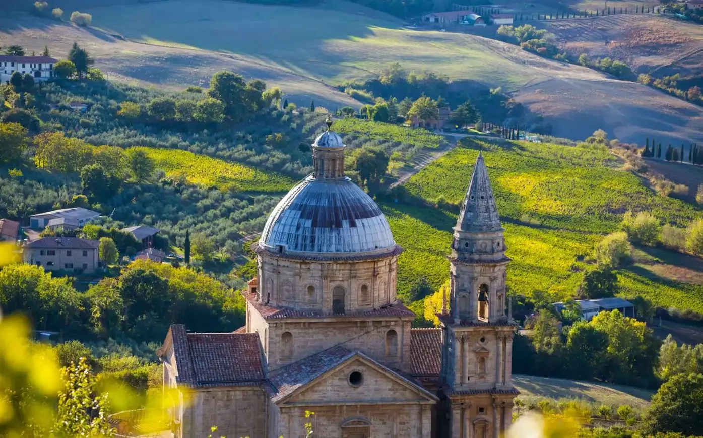 ✈ 8-Day Tuscan Castle Stay w/ Air from Great Value Vacations