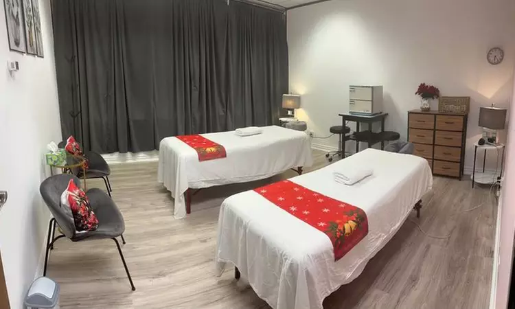 Custom Hot Stone Massages: 60, 90 & Three‑Pack Bliss
