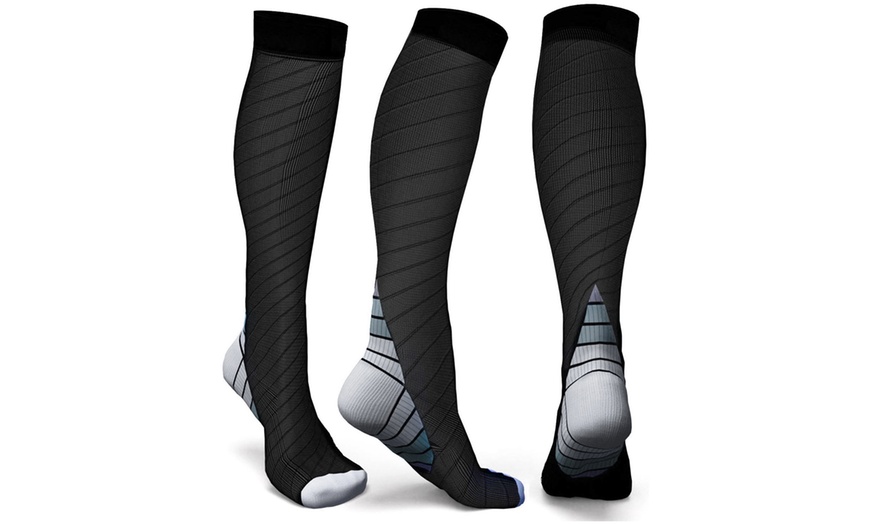 Image 4: 1x oder 3x Sport-Kompressionssocken