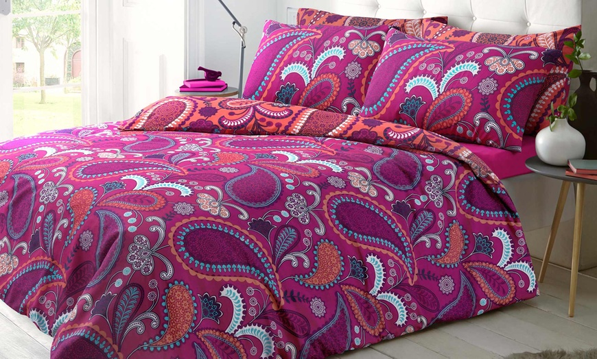 Image 3: Bold Paisley Duvet Cover Set