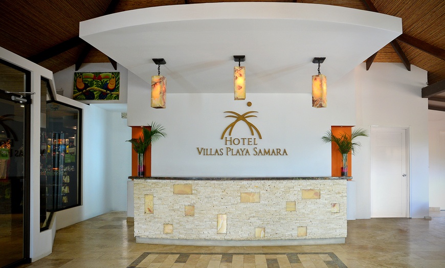 Image 2: ✈ 3- or 5-Night All-Inclusive Costa Rica Vacation with Air 