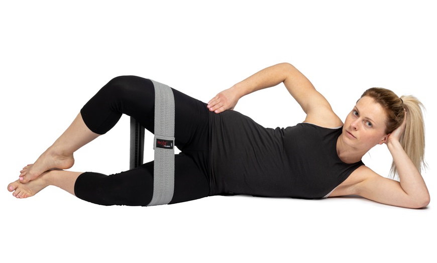 Image 5: Pro 11 Wellbeing Three Pack of Glute Bands with Carry Pack