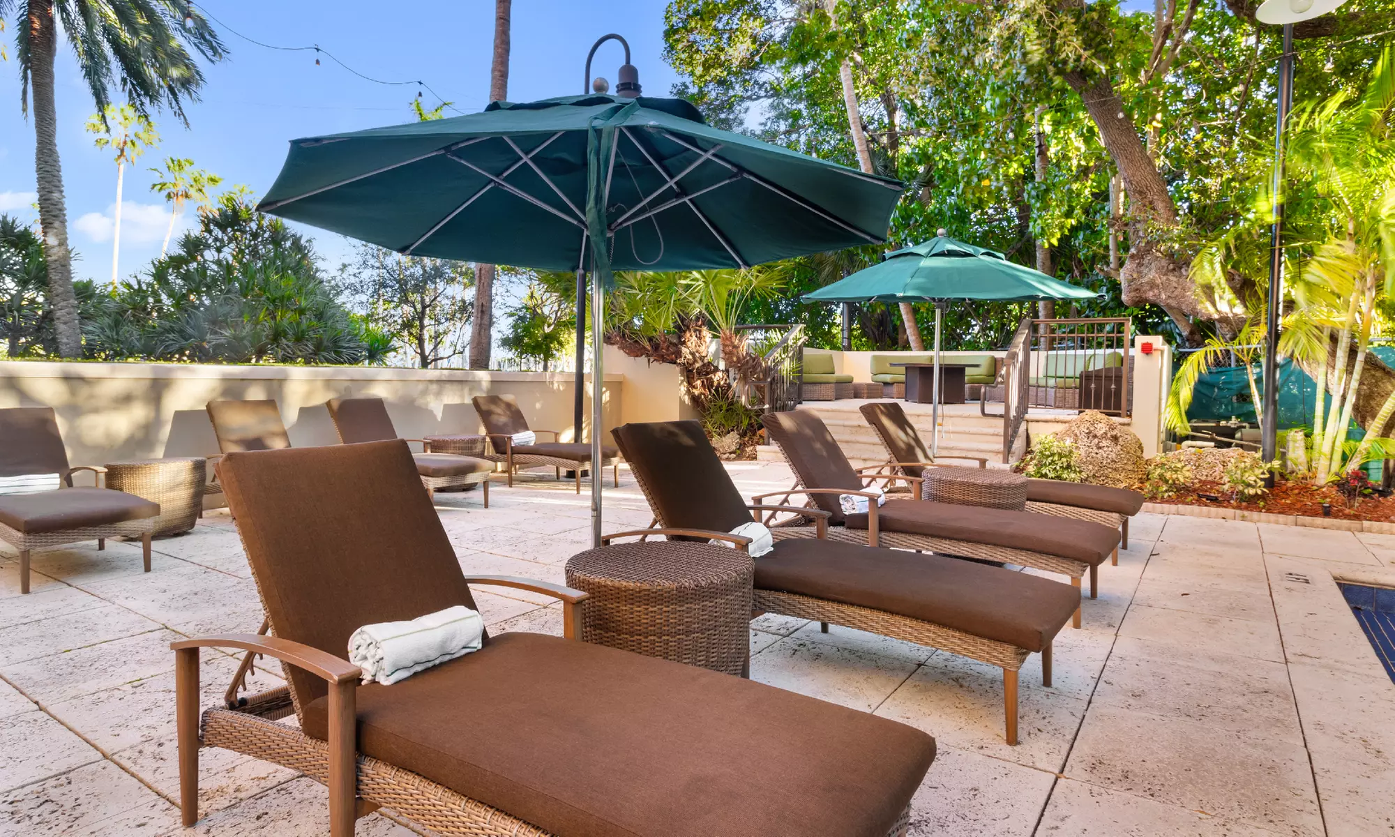 Relax at The Mutiny Hotel, Miami's Hidden Gem