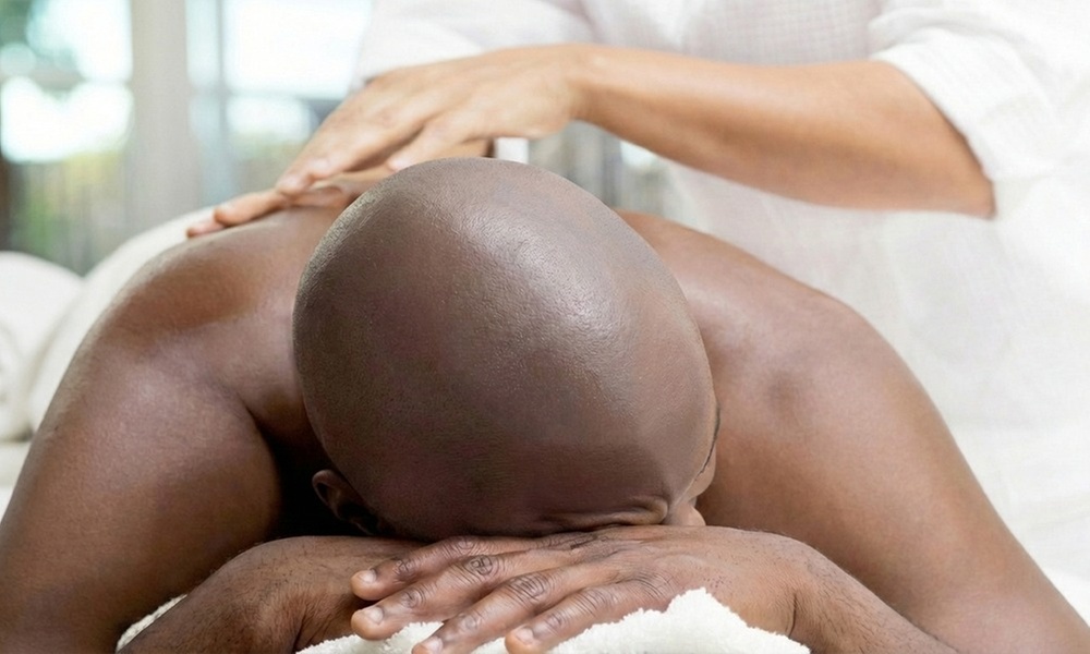 Feel the Calm: Enjoy a 50-Minute Massage