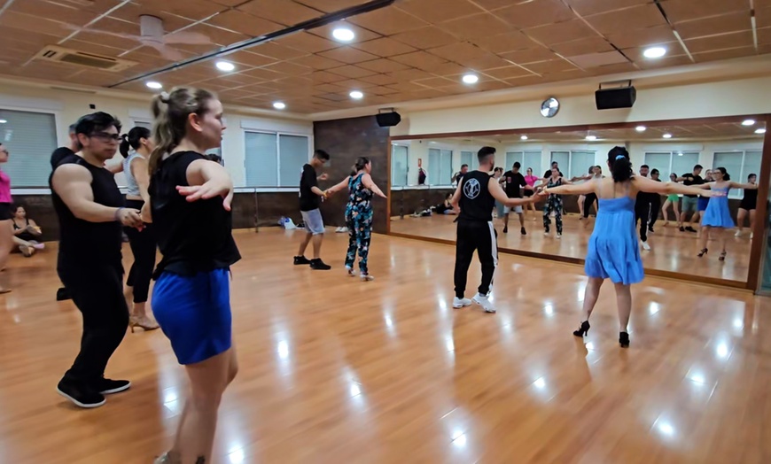 Image 3: 4 horas de salsa y bachata en Era Alta o Los Garres, Murcia 