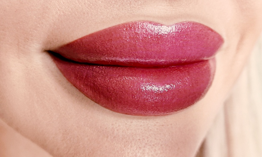 Image 3: Permanent Make-up: Brauen, Lippen, Eyeliner oder Haarpigmentierung