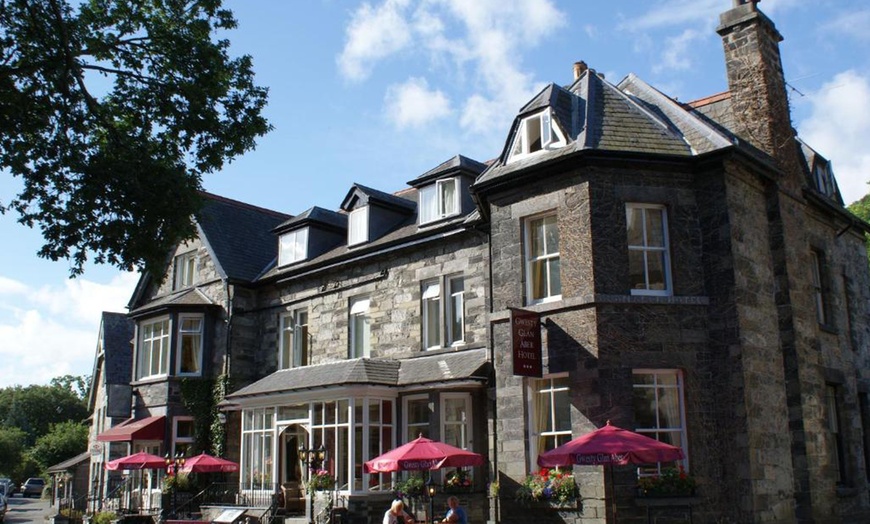 Image 5: Snowdonia: Standard Room with Dinner