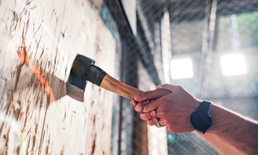 Image 1: Bijlwerpen in Amsterdam West: actie, uitdaging en vooral veel lol