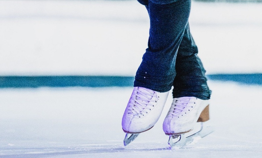 Image 6: Unmissable Ice Skating Experience with Indoor Ice Skating & Skate Hire