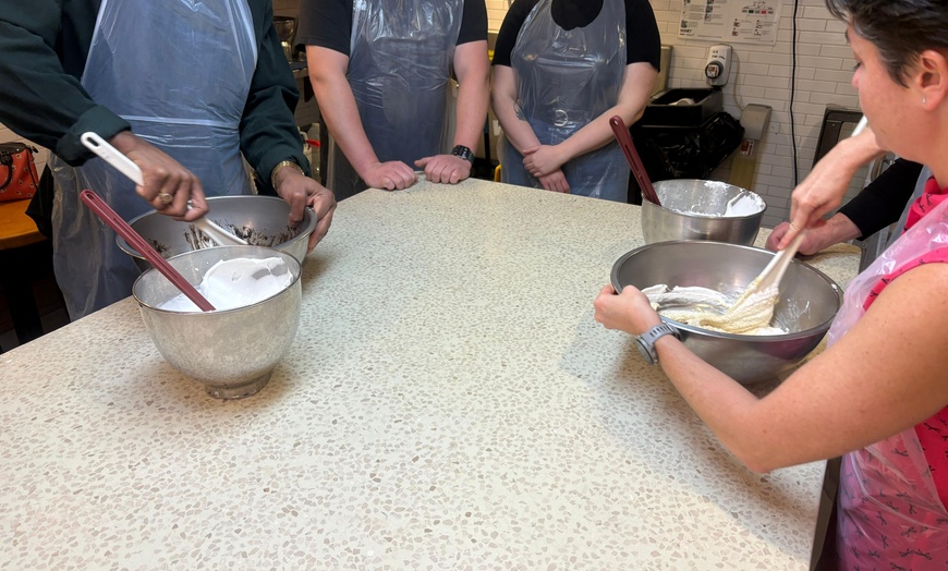 Image 7: Macaron Baking Class