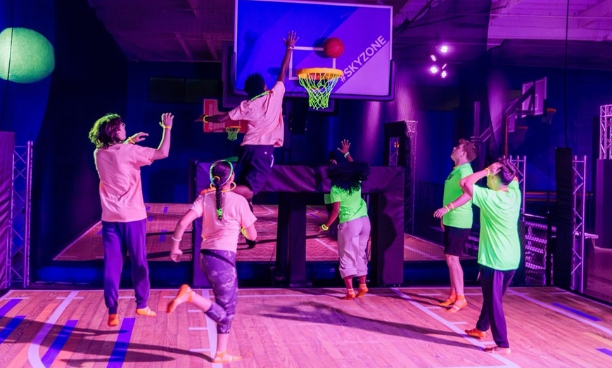 Image 4: Skyzone Laveen Phoenix Jump Passes & Epic Birthday Party Packages 