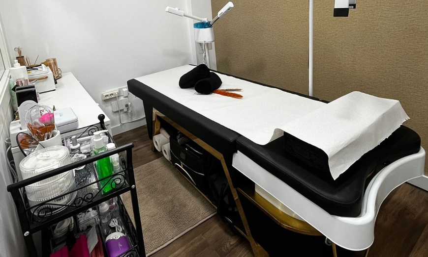 Image 2: Head spa pro con bebida, diagnóstico, masaje y tratamiento 