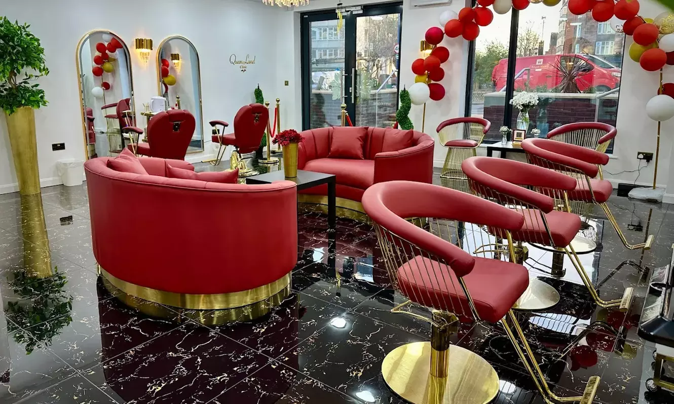 Up to 50% Off on Salon - Hair Colour / Highlights at Queen Land Clinic