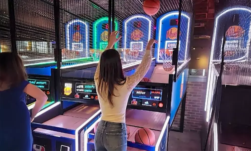 2Hr Bowling + Shoe Rental for Up to 6 & 3 Appetizers or $50 Game Cards