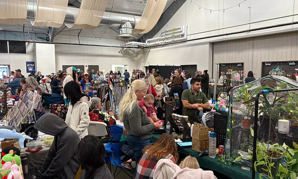 Admission for 1, 2, 4 or 6 at the Winter Frenzy Holiday & Craft Show