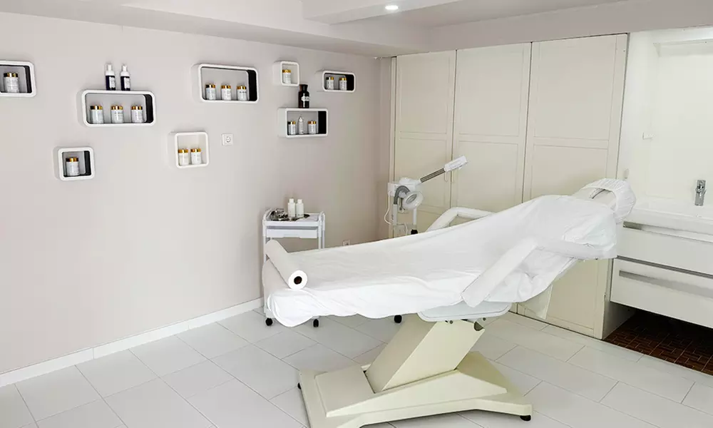 Lashlifting, optional mit Gesichtsbehandlung – Klassisch oder Premium