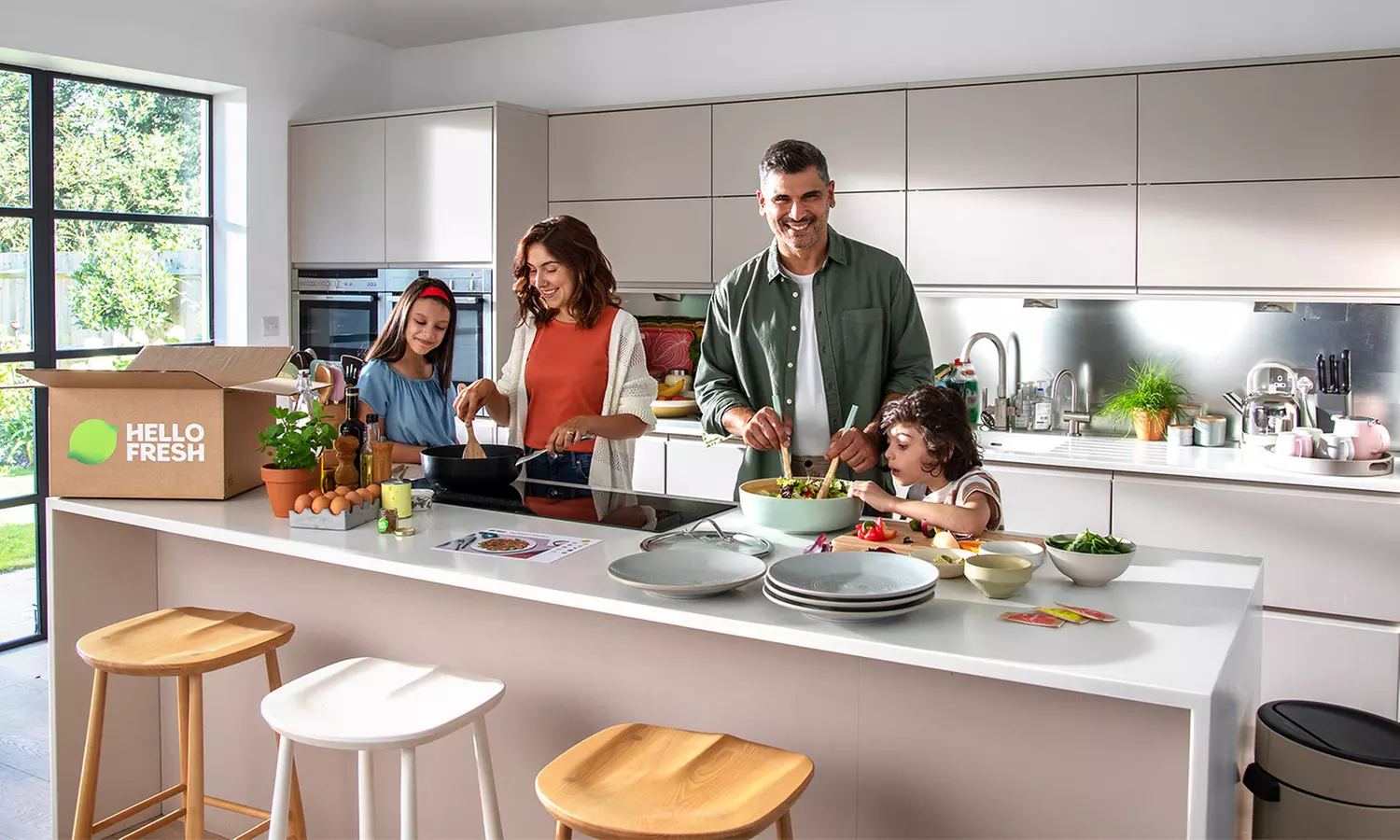 HelloFresh Kochbox mit Zutaten und Rezepten für 1 Woche für 2 bis 4 Personen (bis zu 61% sparen) - Primary Image