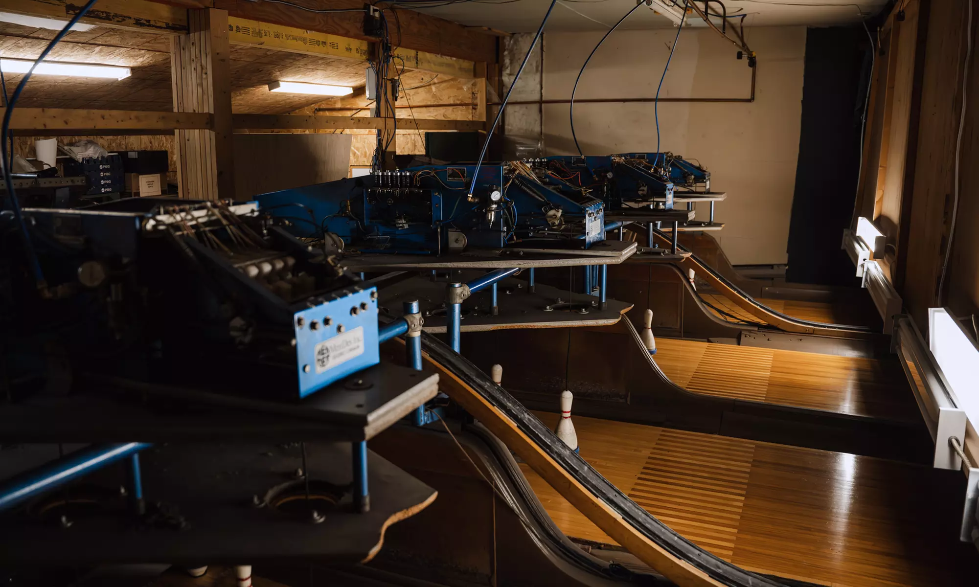 Choose From Fun Bowling Packages in Ottawa, Shoe Rental Included!