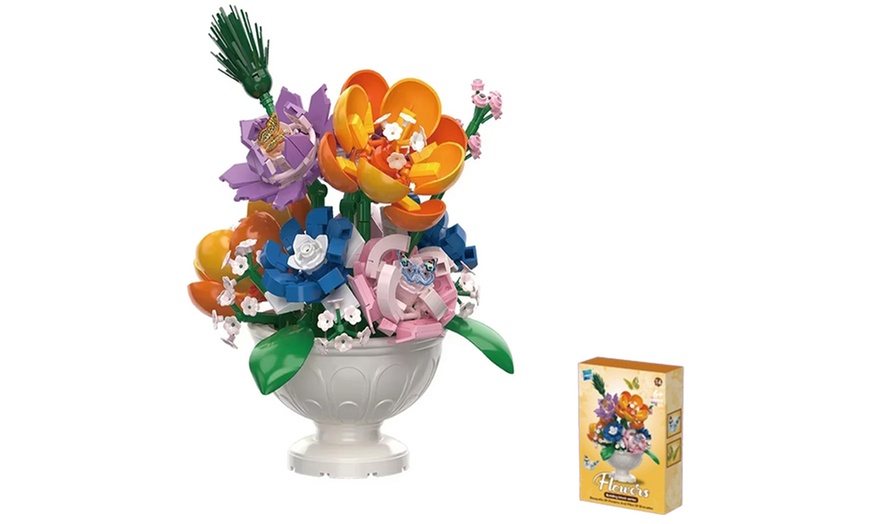 Image 5: DIY Flower Bouquet Building Set