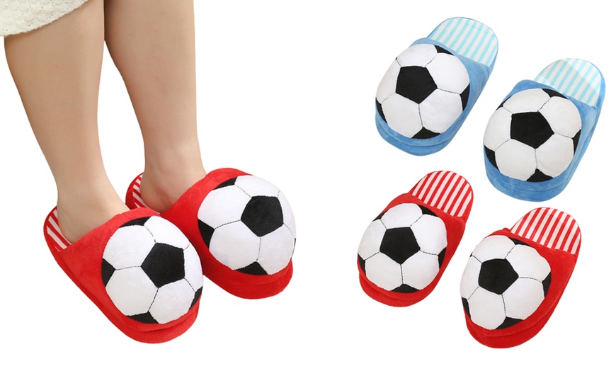 Image 1: Football Style Indoor Slippers