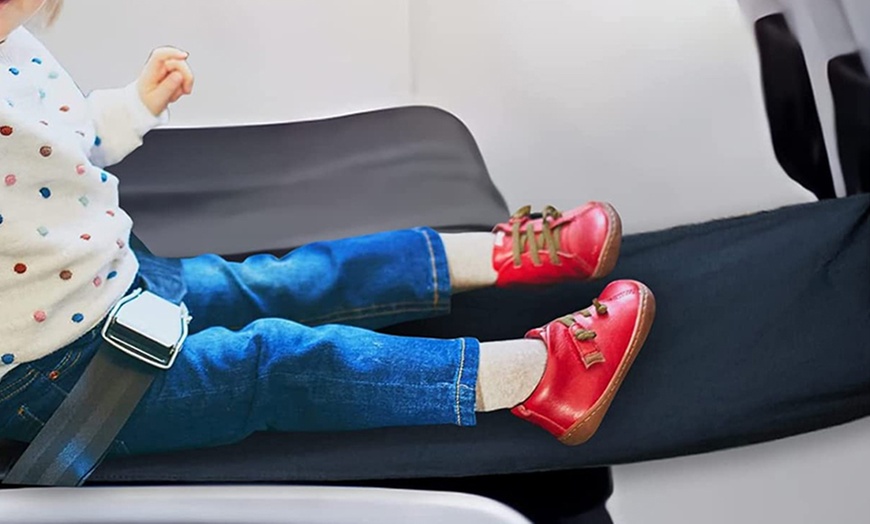 Image 2: Kids' Aeroplane Footrest Hammock