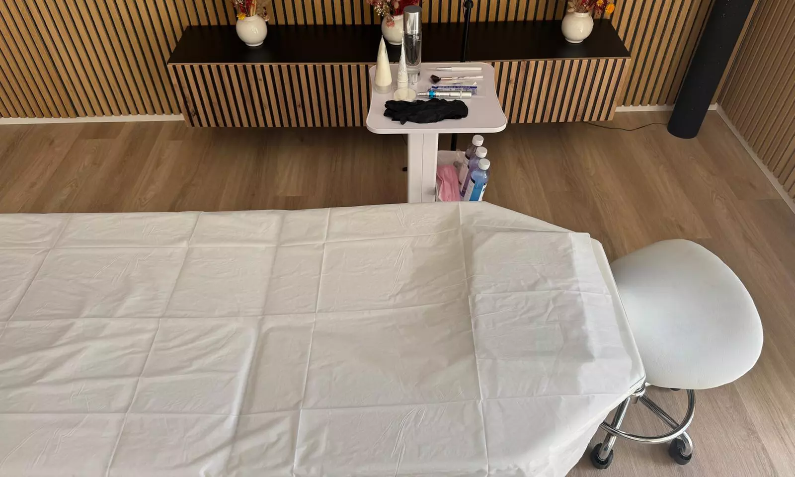 Aqua Facial und/oder Microneedling für 1 Person