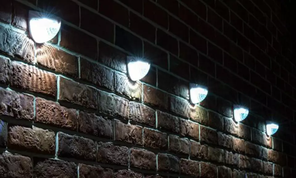 2, 4 or 6 pack of Solar 6 LED Water Droplet Wall Lights