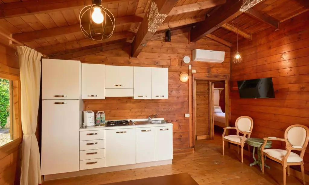 Lucca: camera o chalet Classic con colazione, cena e E-bike