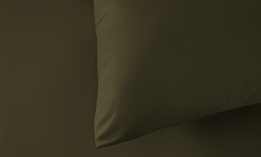 Image 28: Silentnight Supersoft Duvet Set