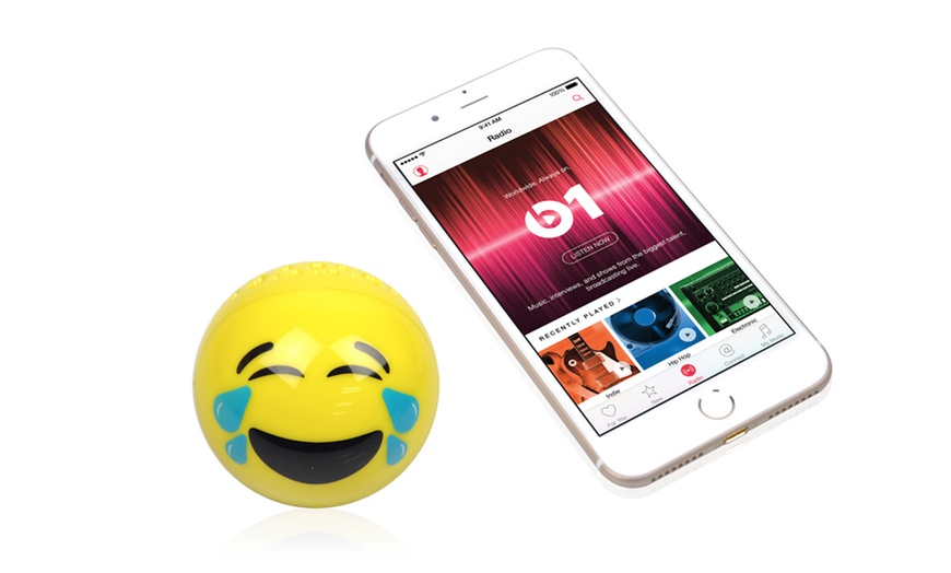 Image 4: Emoji Bluetooth Speaker