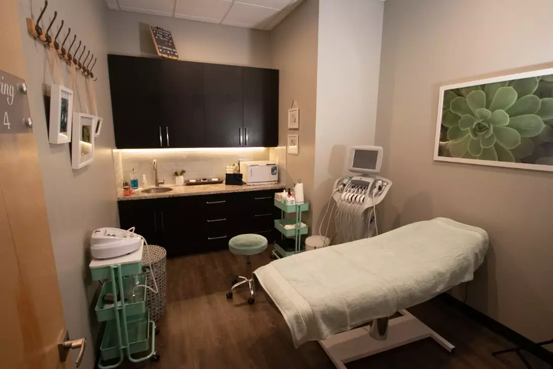 5 Unit Lip Flip, Hydrodermabrasion Facial, or Both in a Combo