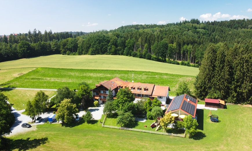 Image 1: Niederbayern: 2-6 Nächte inkl. Frühstück und Thermen-Eintritt