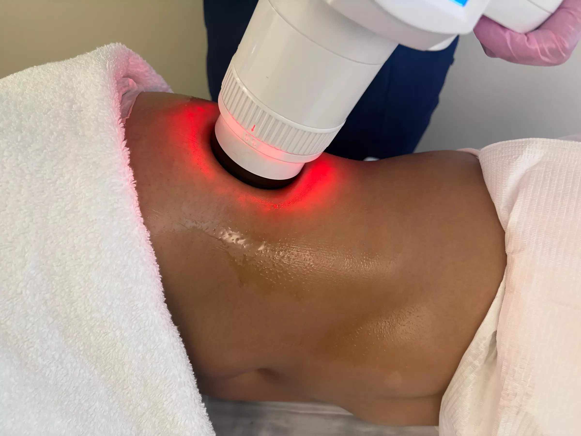 Enhance Your Shape with 1, 3, or 6 (30-Min) Body Contouring Sessions