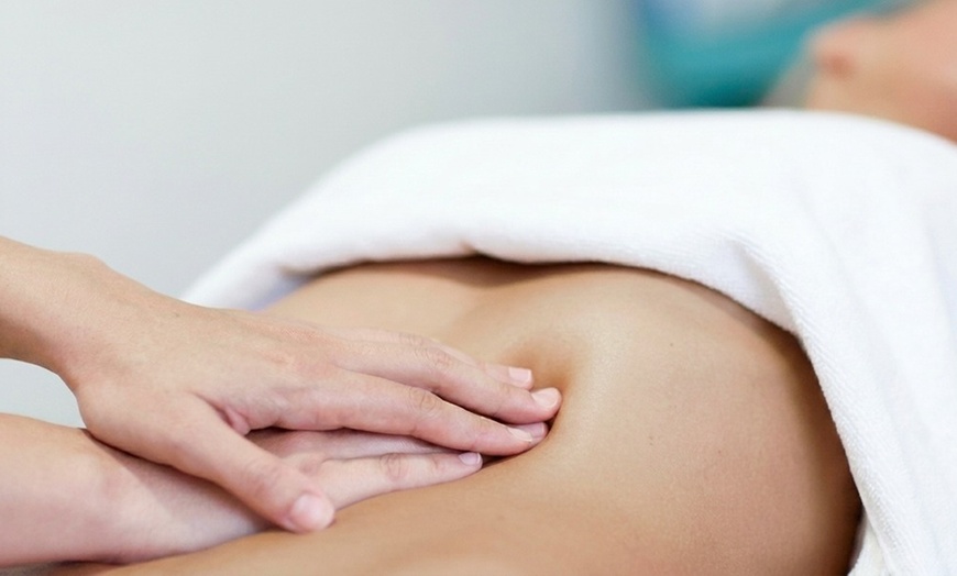 Image 2: 60-/90-Min Lymphatic Drainage/ 50 Min Massage Body Contouring Session