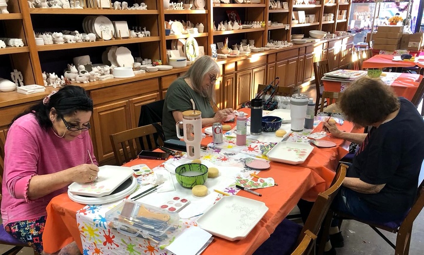 Image 3: Unleash Creativity with $20 Pottery Credit & VIP Pass