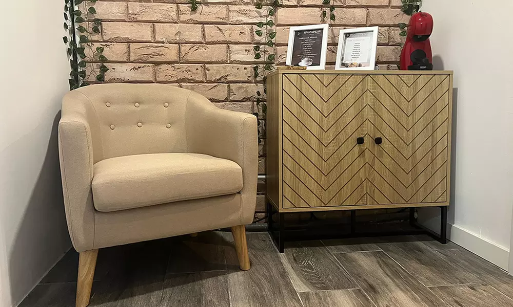 Ritual head spa japonés con dulces y té