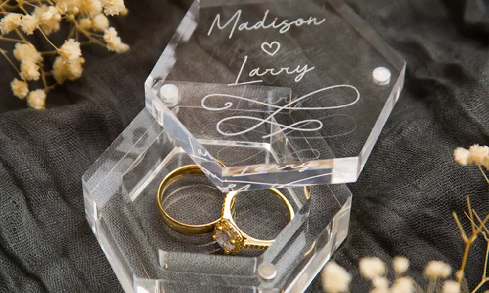 Personaliseerbaar ringdoosje voor jouw grote dag