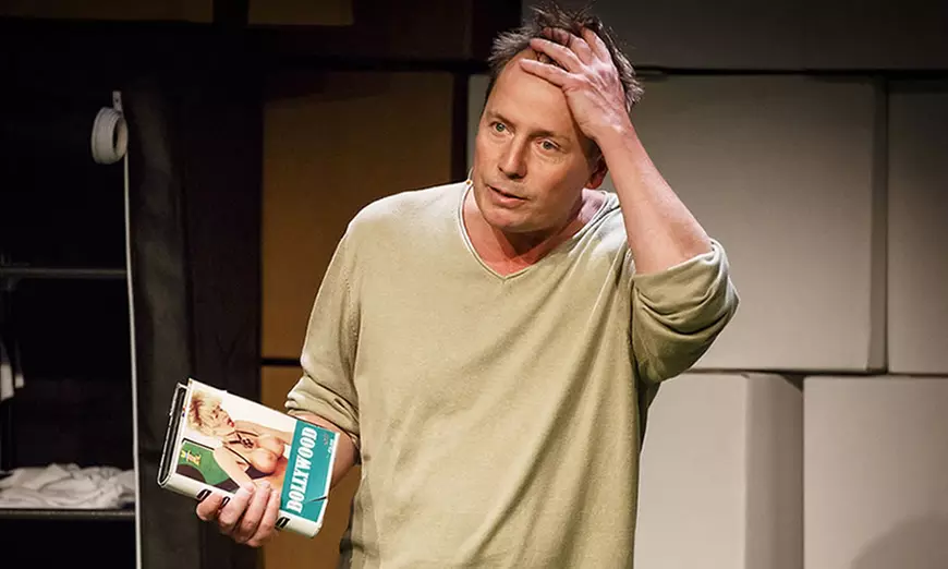 Spezial-Ticket für „Pornosüchtig - Die Comedy-Show“ von April bis Juni