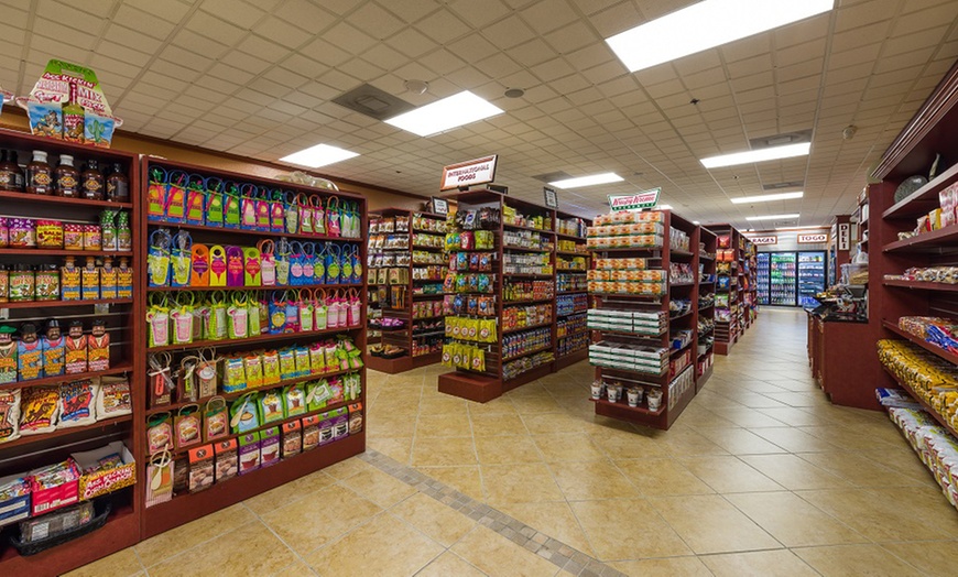 Image 22: Splash into adventure with waterpark fun for all ages!