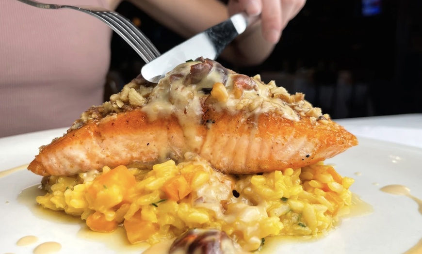 Image 17: 3-Course Italian Seafood Dinner with Wine or Beer for 2 or 4