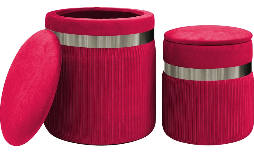 Image 7: Ensemble de deux poufs modernes en velours